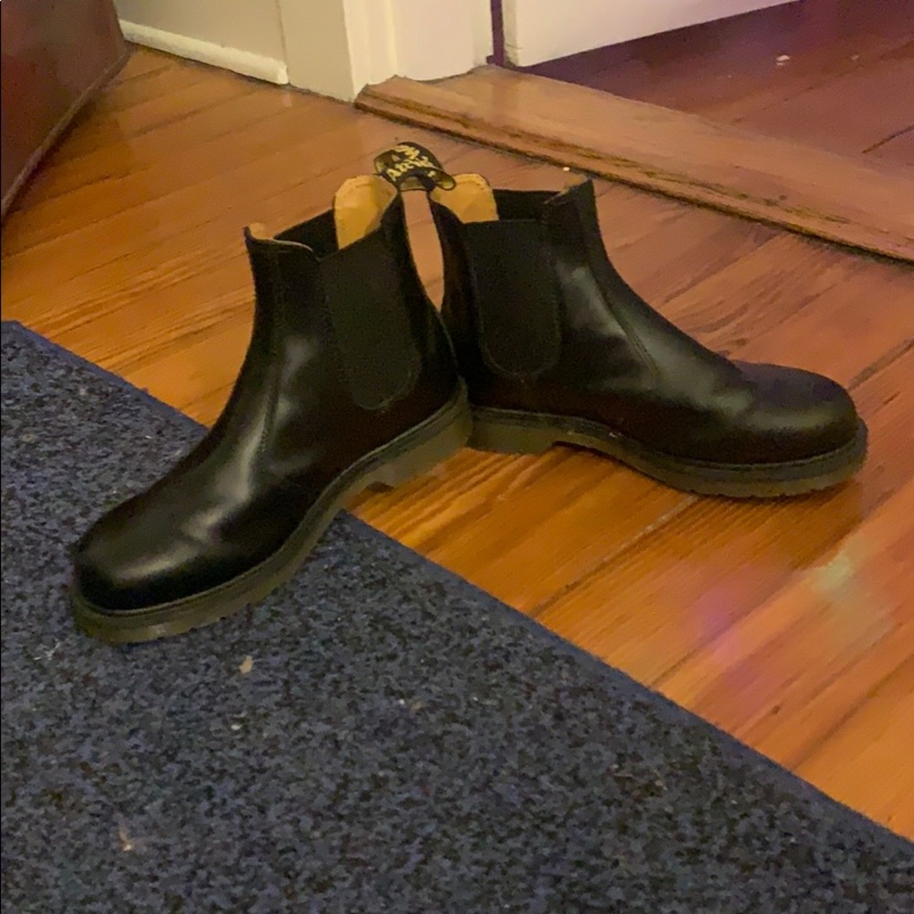 Dr. Martens Chelsea Boots